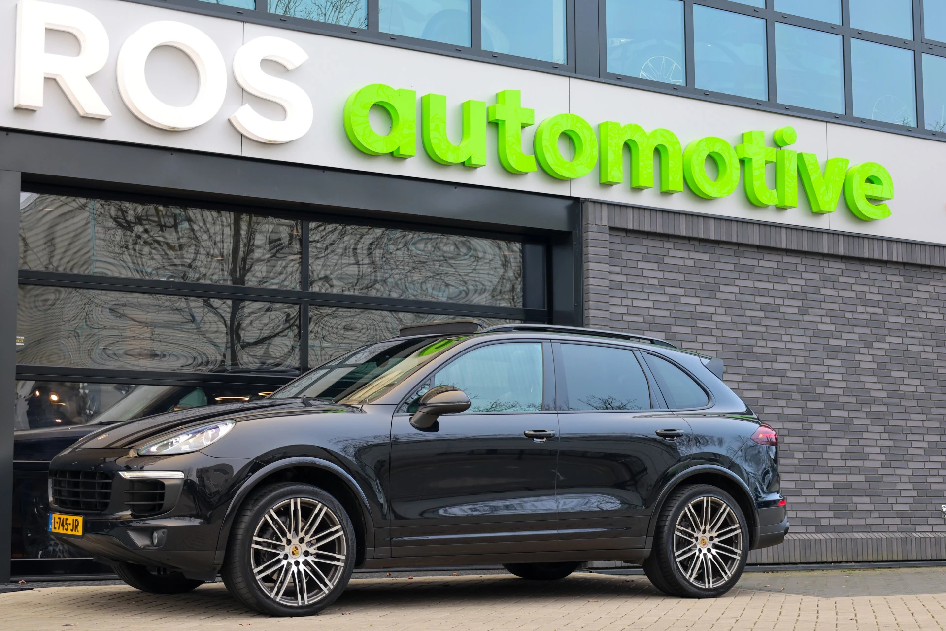 Hoofdafbeelding Porsche Cayenne