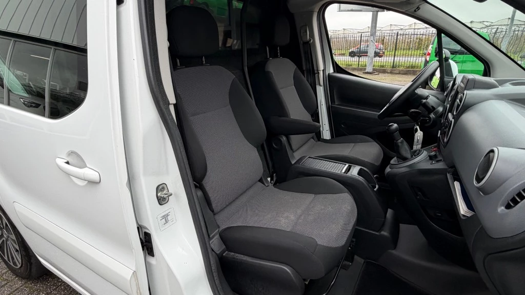 Hoofdafbeelding Peugeot Partner