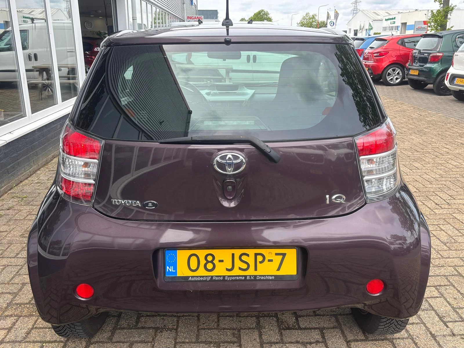 Hoofdafbeelding Toyota iQ