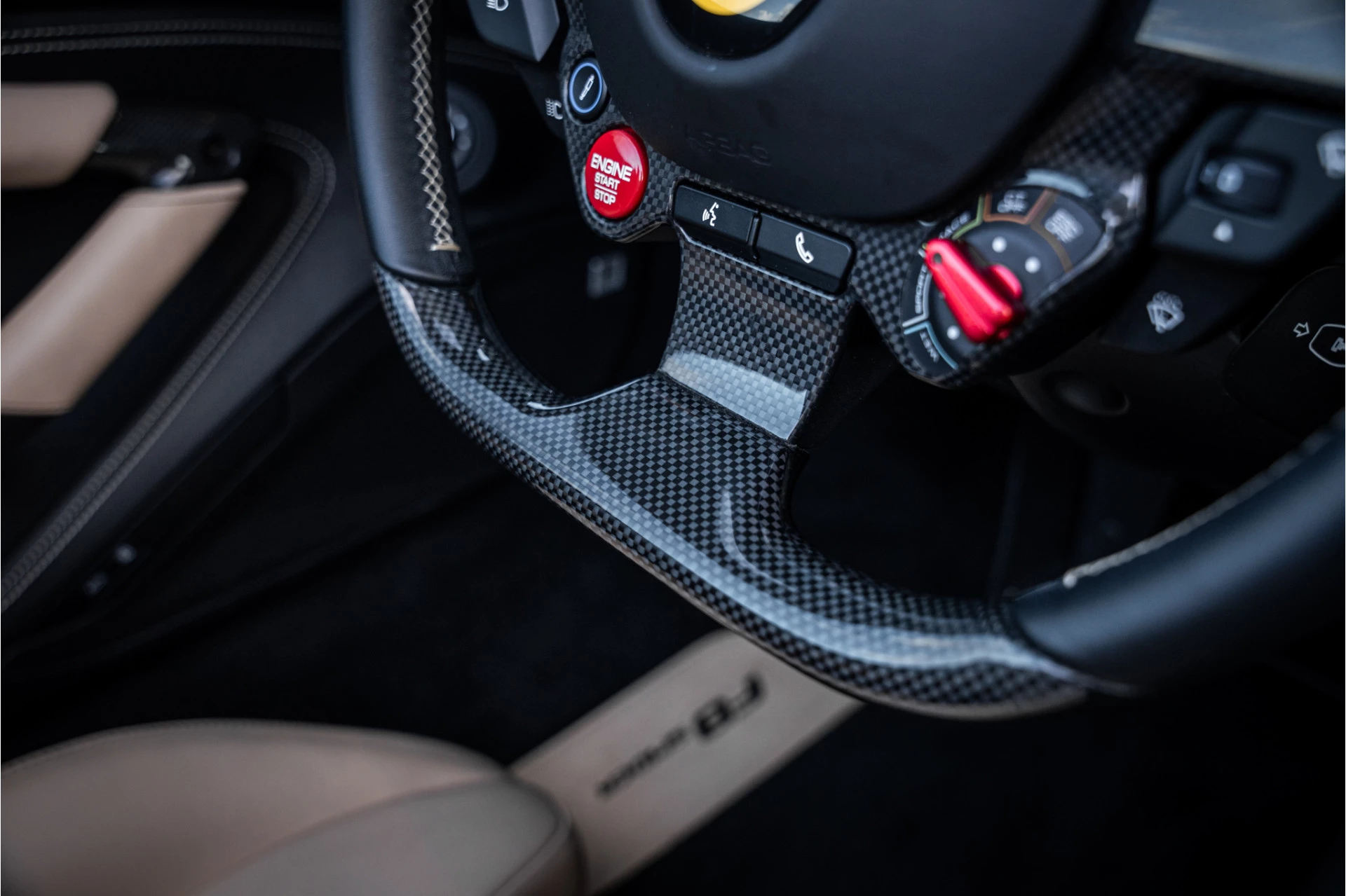 Hoofdafbeelding Ferrari F8 Spider