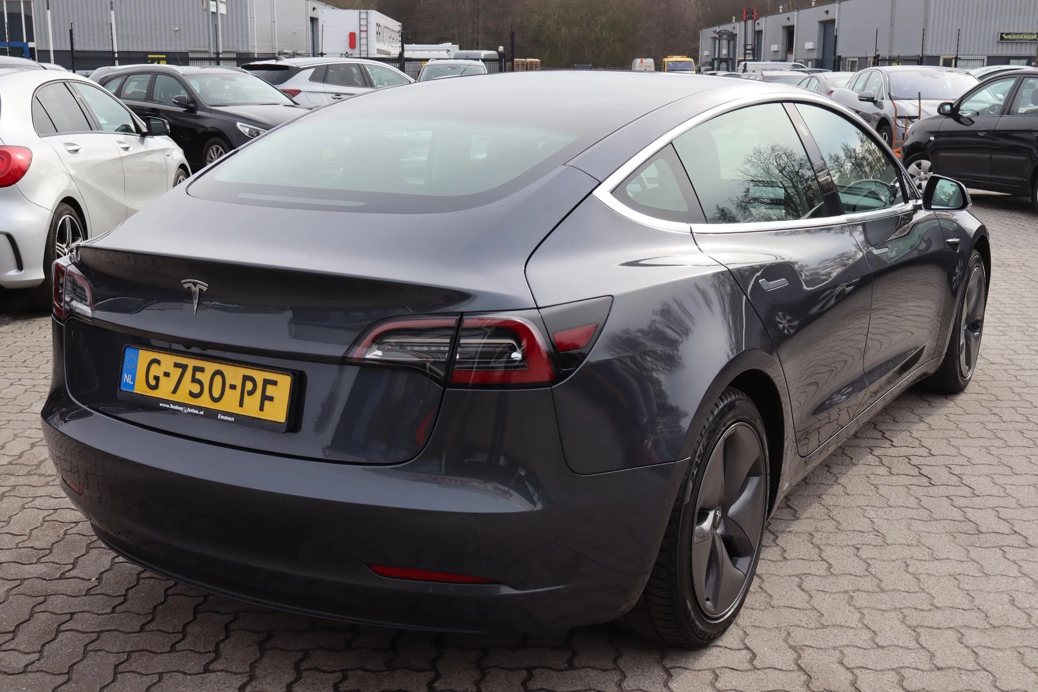 Hoofdafbeelding Tesla Model 3