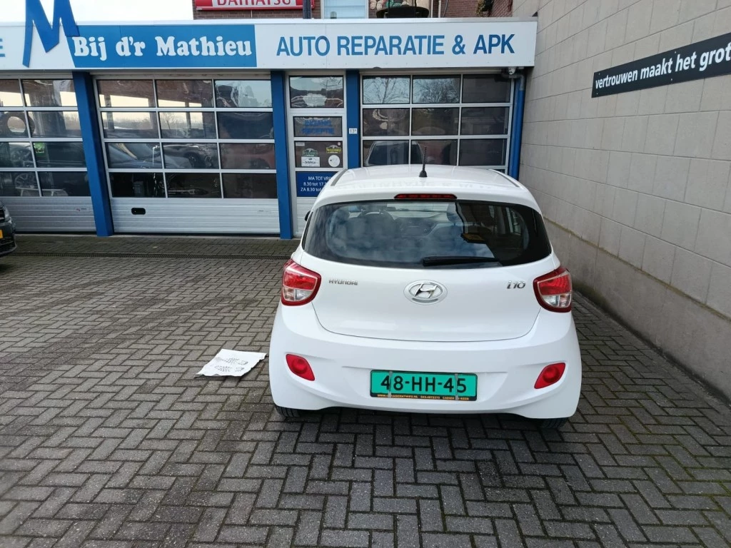 Hoofdafbeelding Hyundai i10