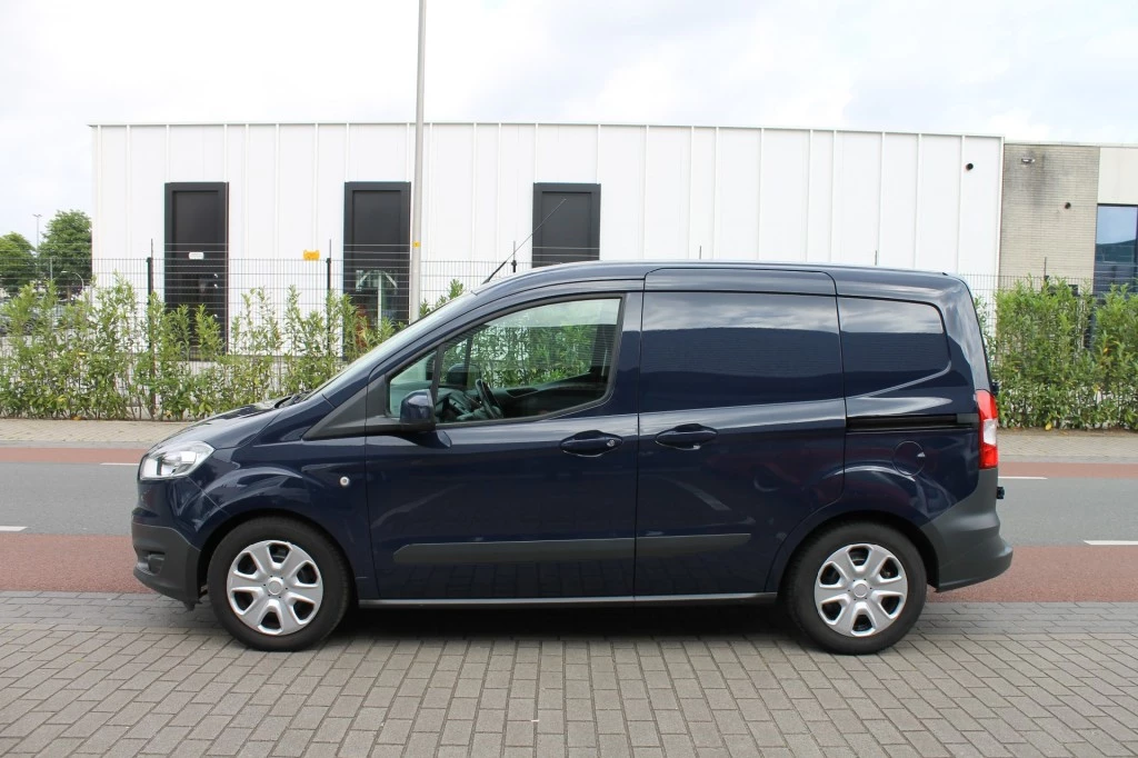 Hoofdafbeelding Ford Transit Courier