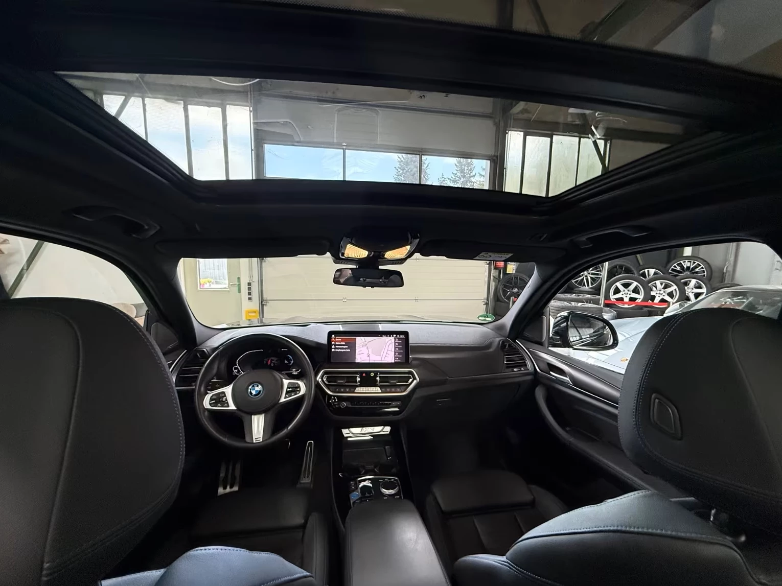 Hoofdafbeelding BMW iX3