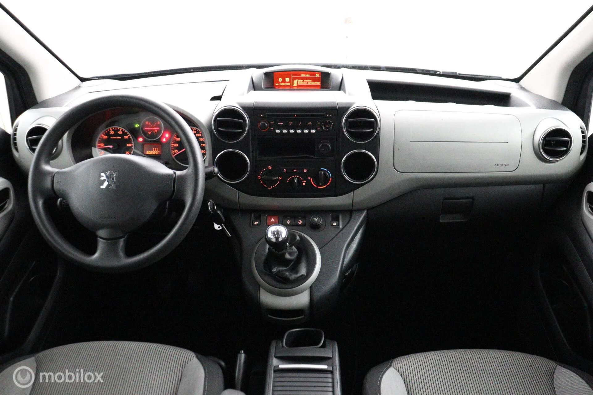 Hoofdafbeelding Peugeot Partner