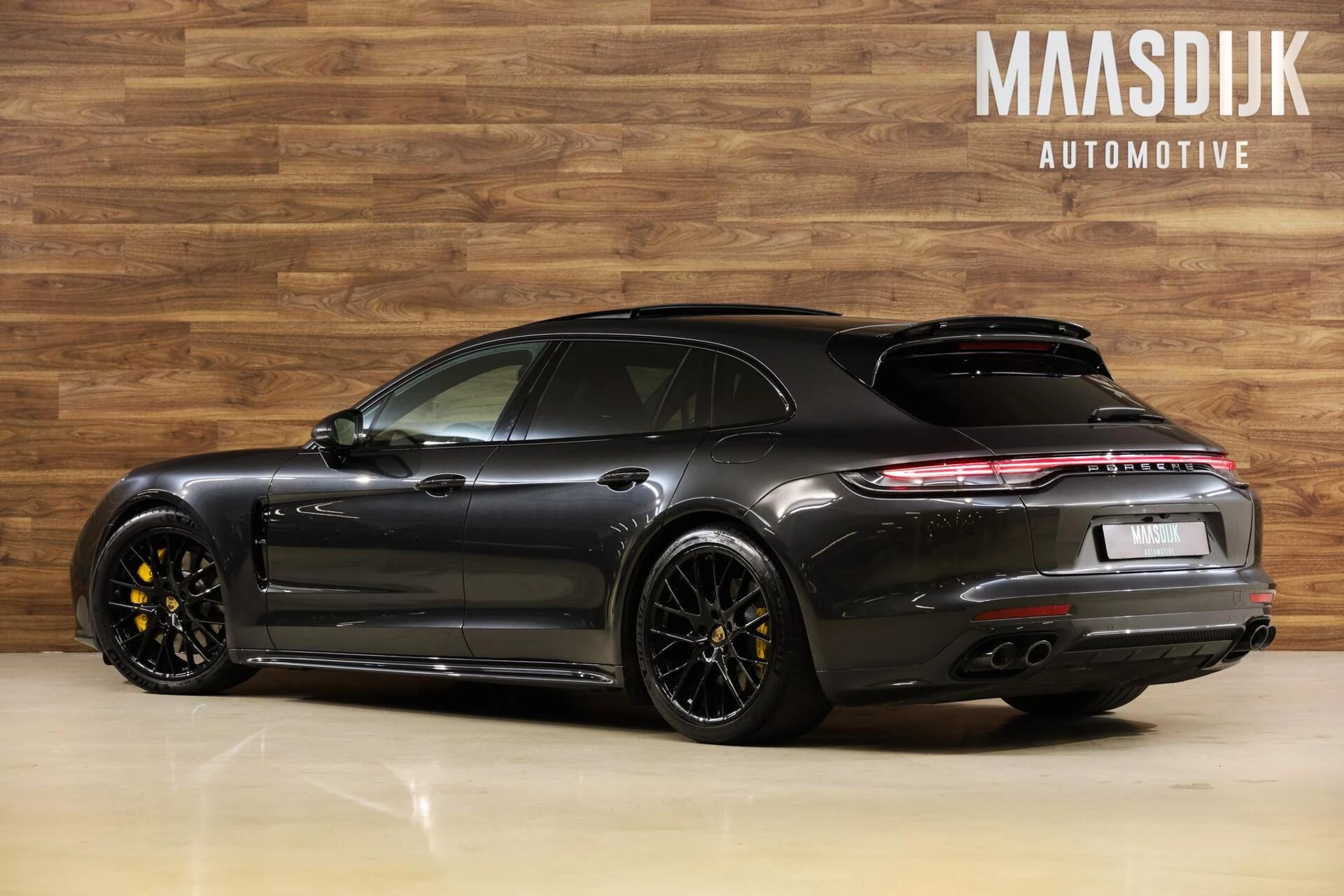 Hoofdafbeelding Porsche Panamera