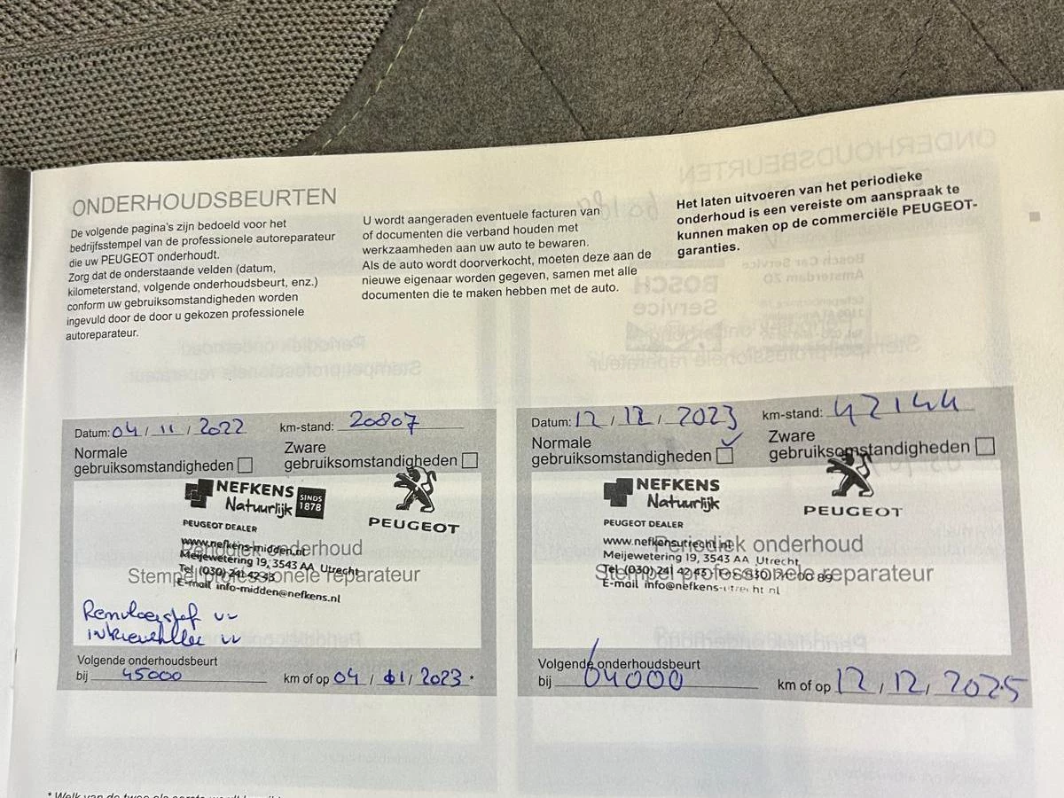 Hoofdafbeelding Peugeot e-2008