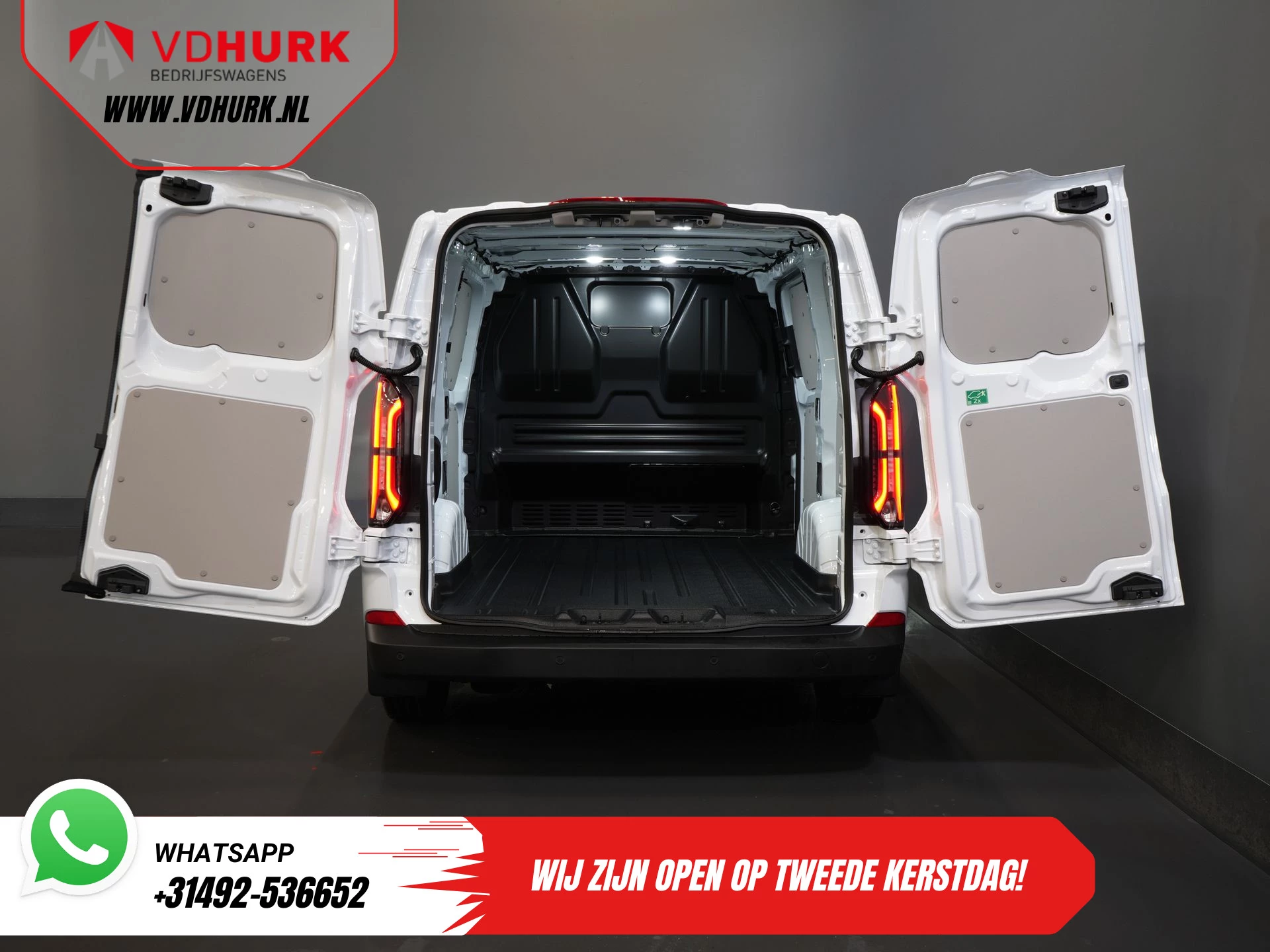 Hoofdafbeelding Ford E-Transit Custom