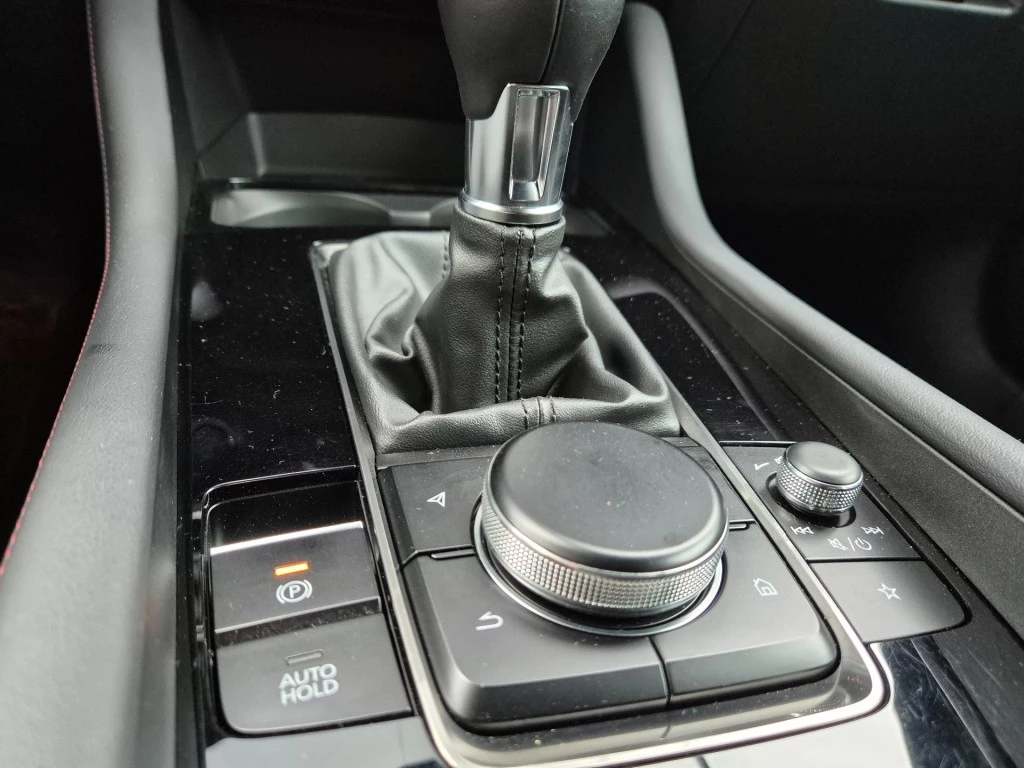 Hoofdafbeelding Mazda 3