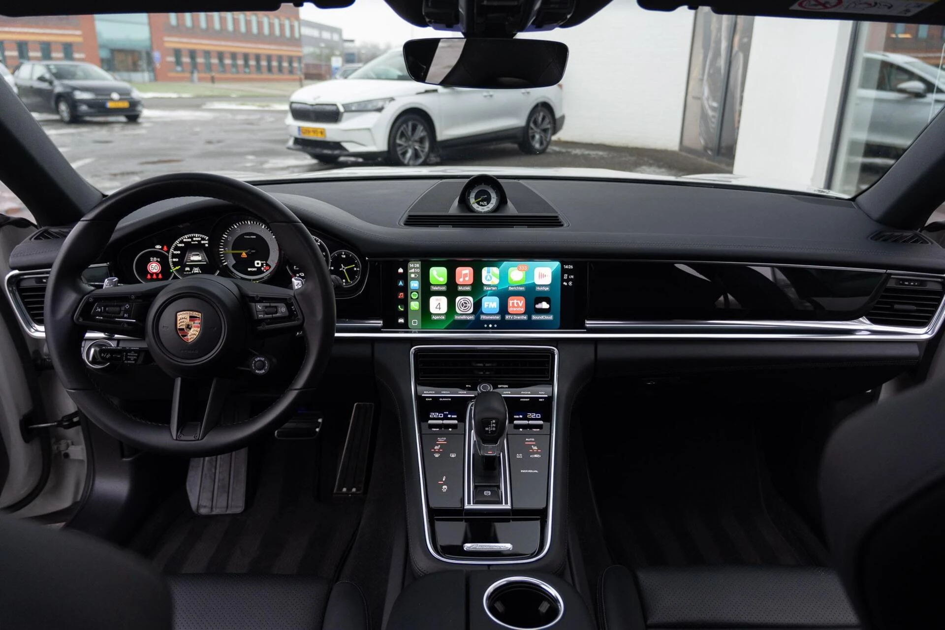 Hoofdafbeelding Porsche Panamera