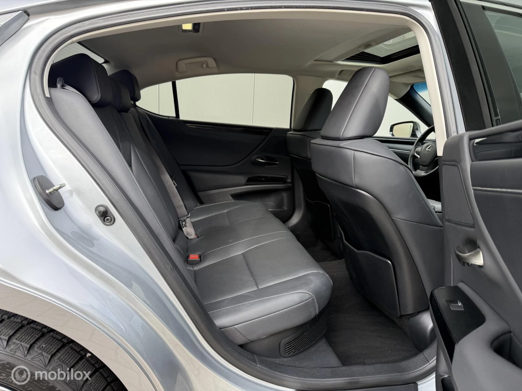 Hoofdafbeelding Lexus ES