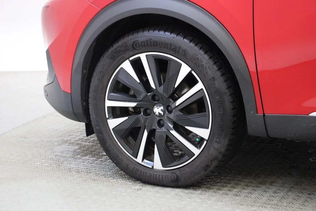 Hoofdafbeelding Peugeot e-2008