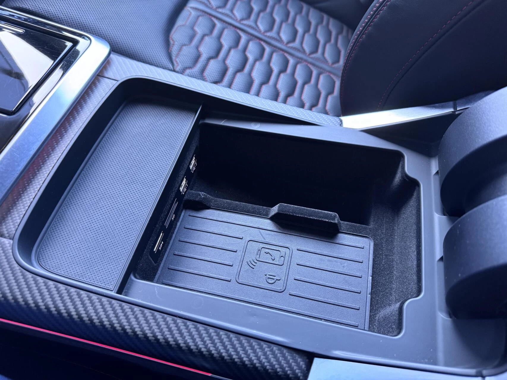 Hoofdafbeelding Audi RSQ8