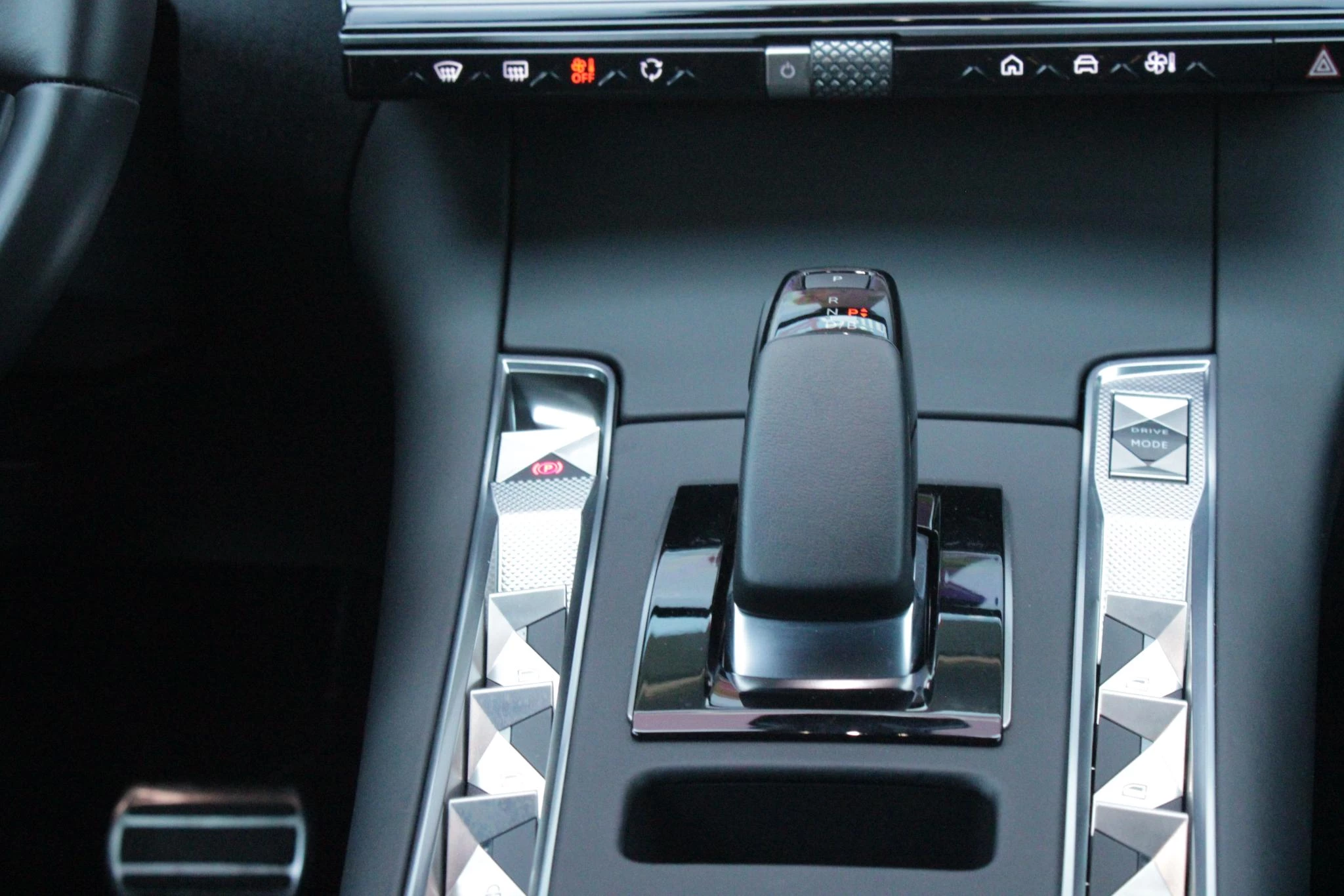 Hoofdafbeelding DS DS 7