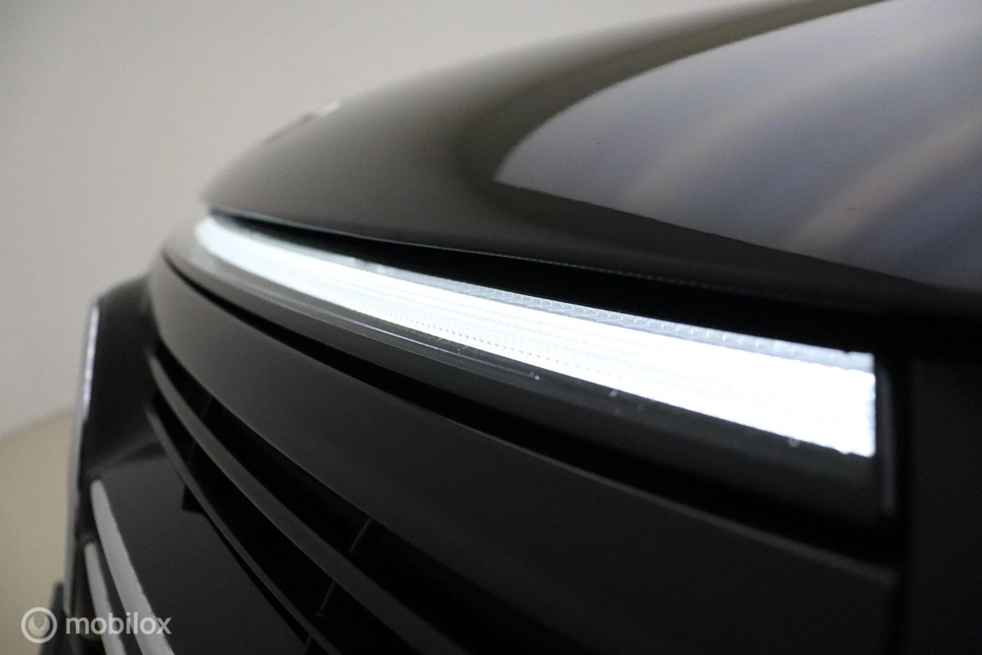 Hoofdafbeelding Mercedes-Benz EQC