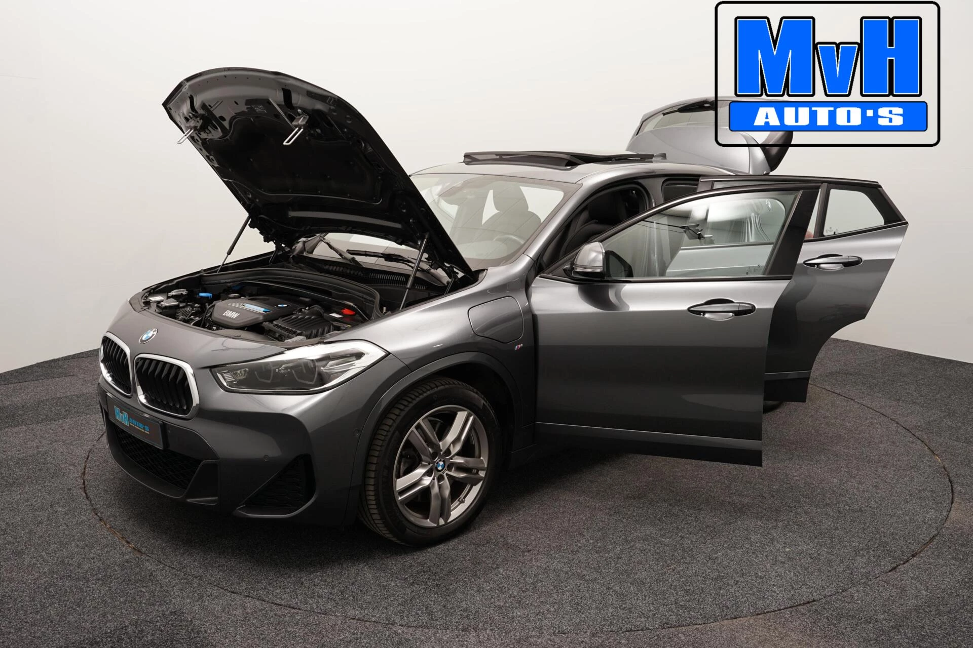 Hoofdafbeelding BMW X2