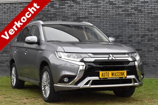 Mitsubishi Outlander 2.4 PHEV Navi/Alcantara-Leder/Camera/Pdc/Standkachel/Trekhaak/Etc.!