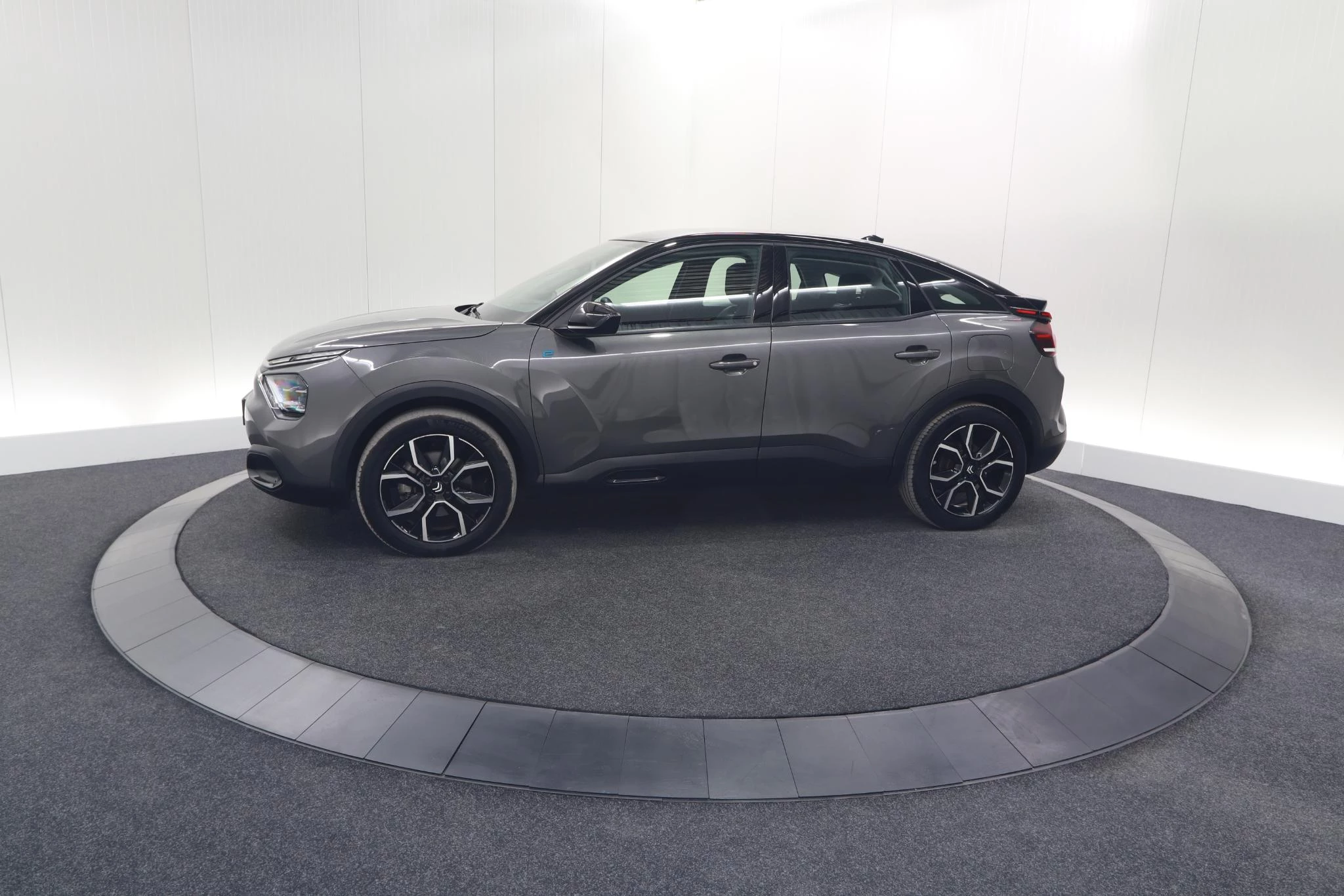 Hoofdafbeelding Citroën ë-C4