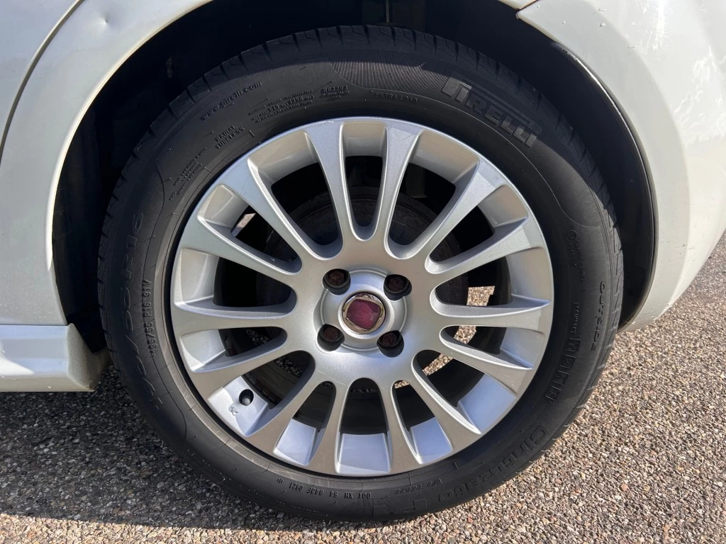 Hoofdafbeelding Fiat Punto