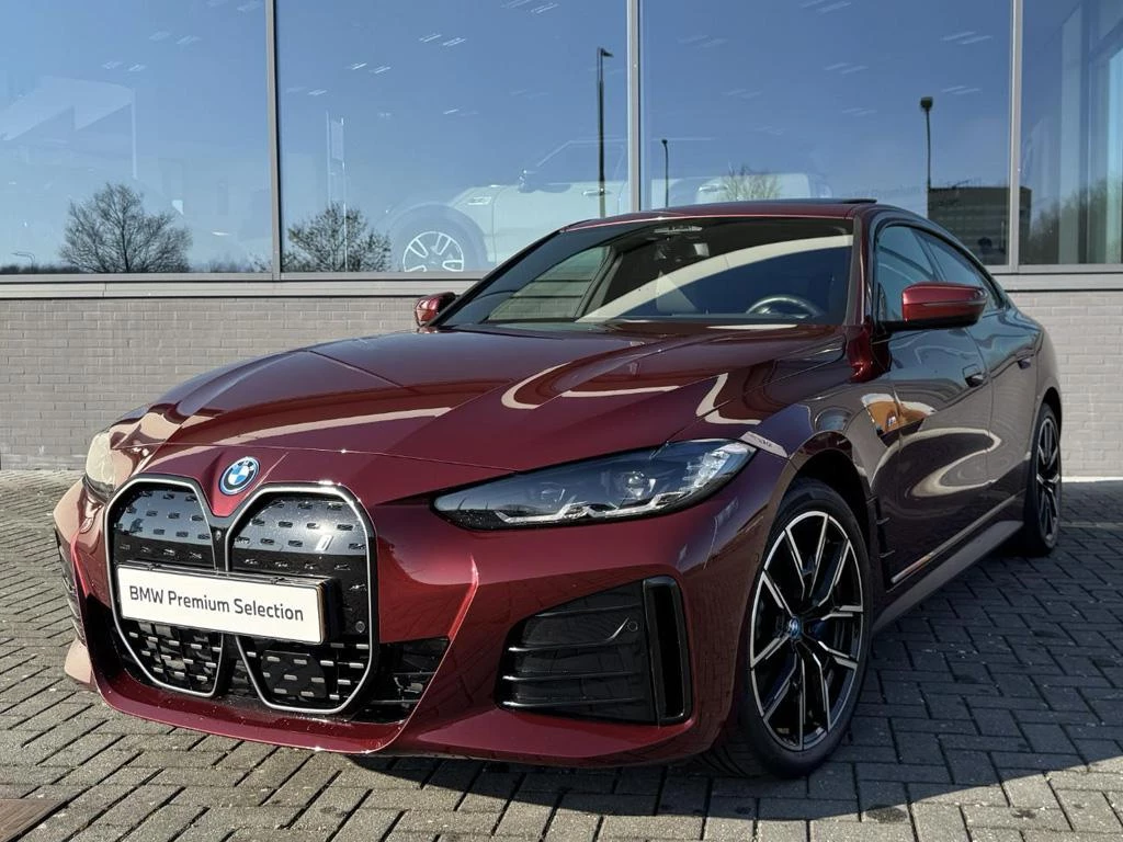 Hoofdafbeelding BMW i4