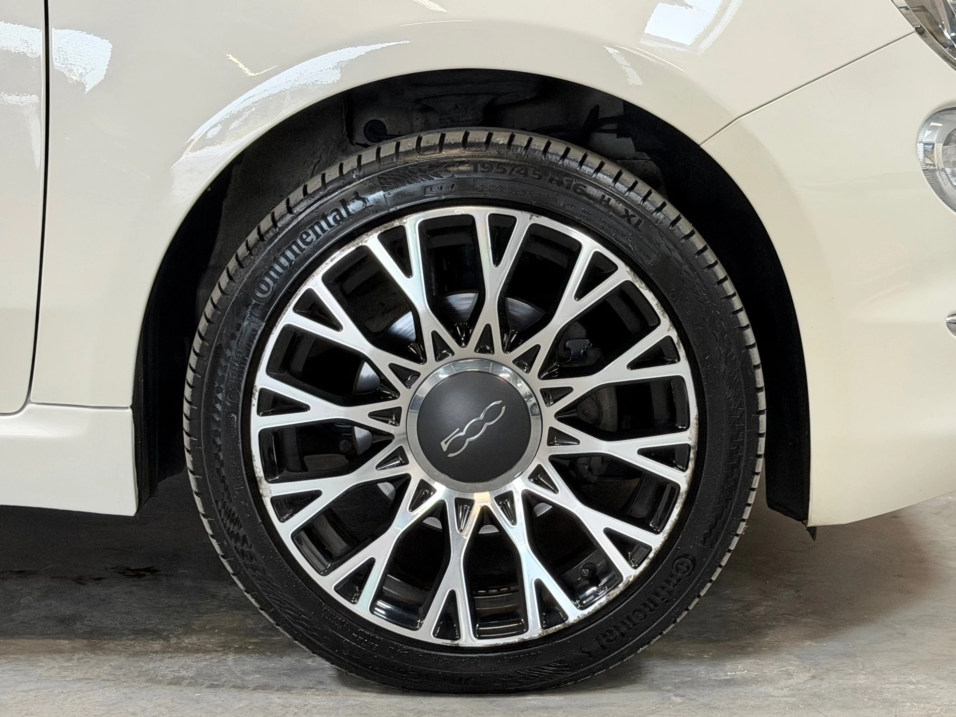 Hoofdafbeelding Fiat 500