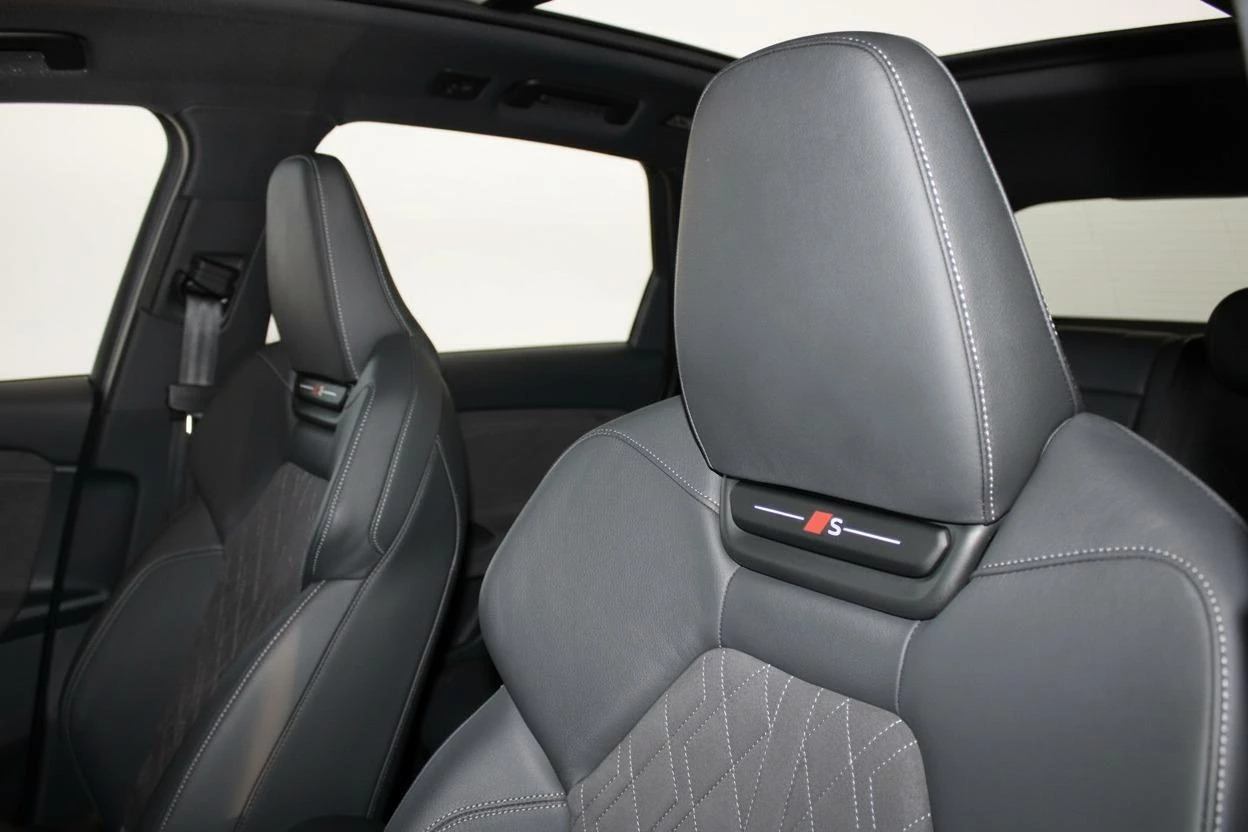 Hoofdafbeelding Audi Q6 e-tron