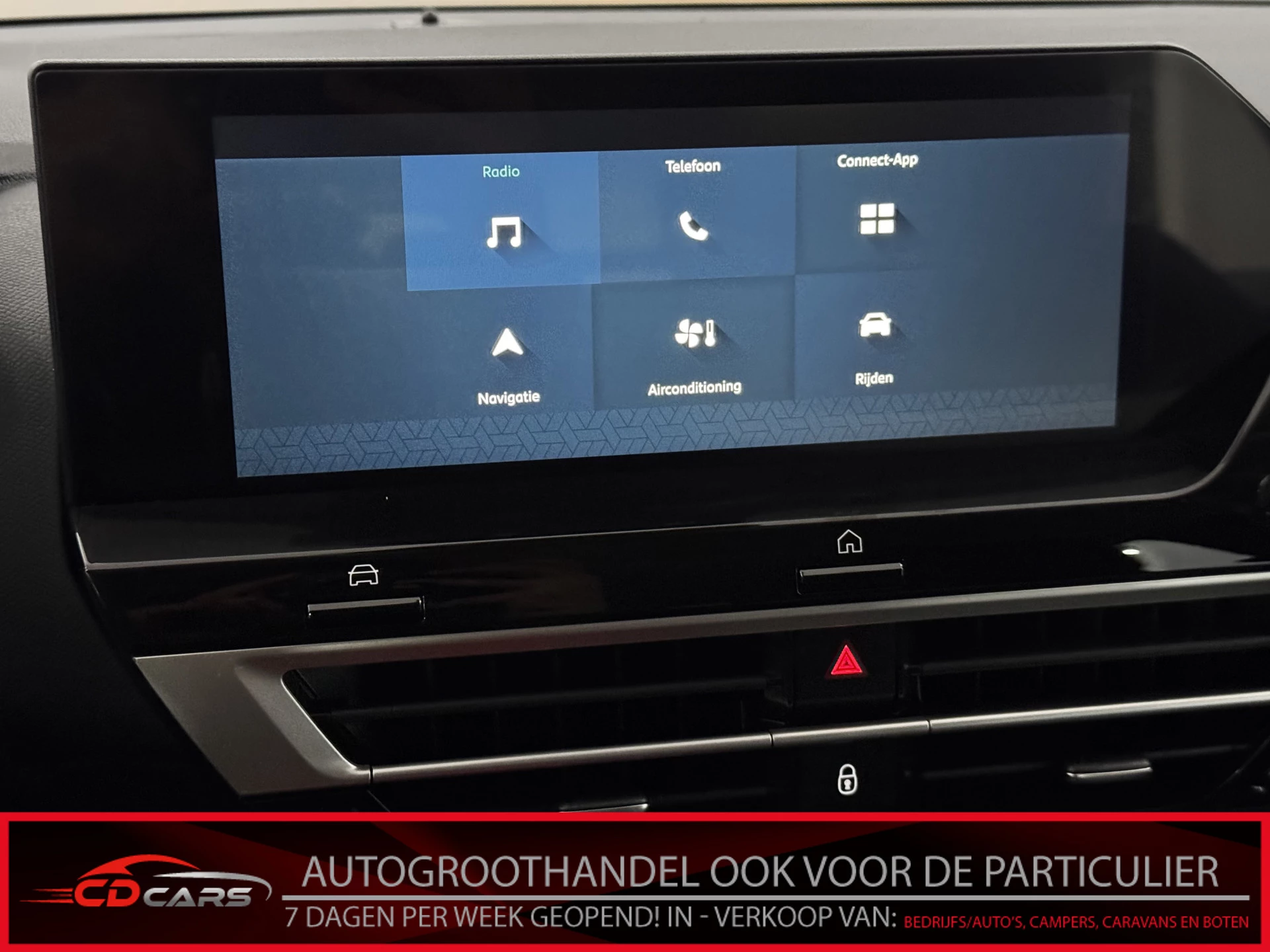 Hoofdafbeelding Citroën ë-C4