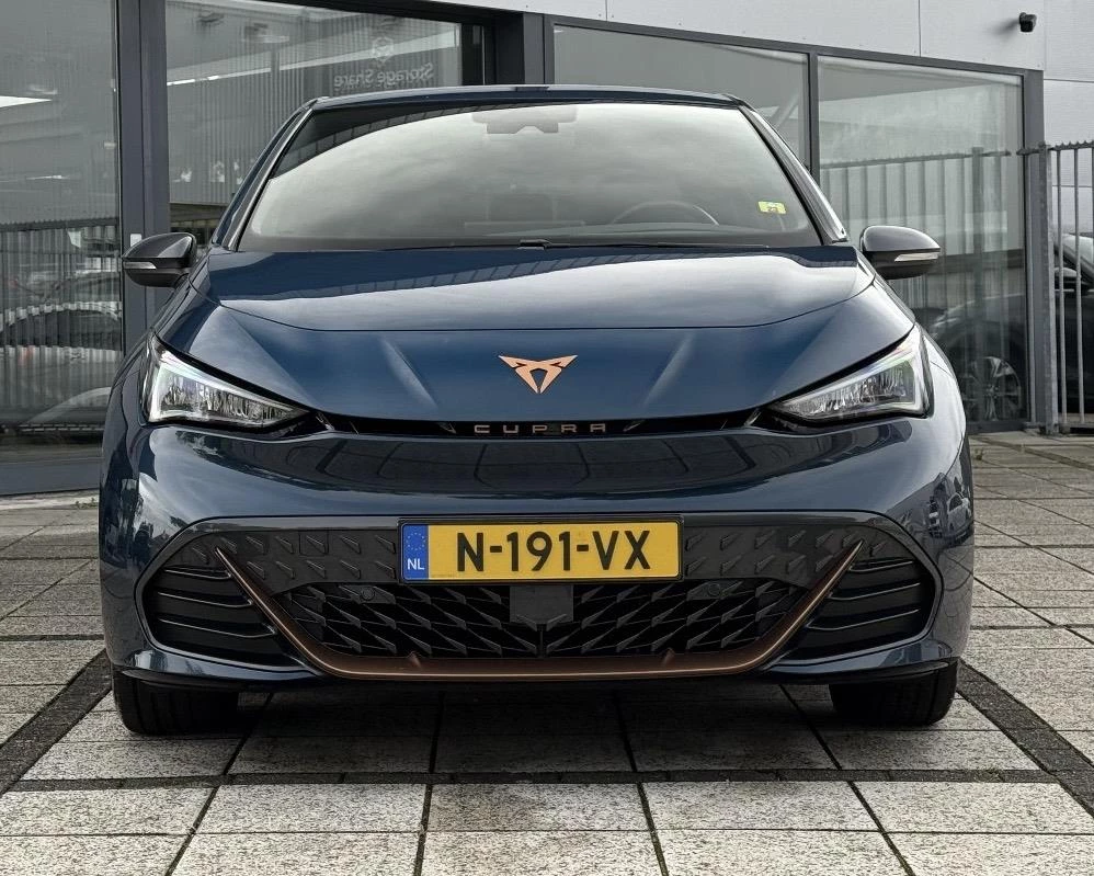 Hoofdafbeelding CUPRA Born