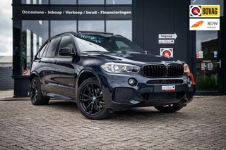 Hoofdafbeelding BMW X5 BMW X5 xDrive40e*M-Sport*PANO*360 CAMERA*LEDER*TREKHAAK*VOL!