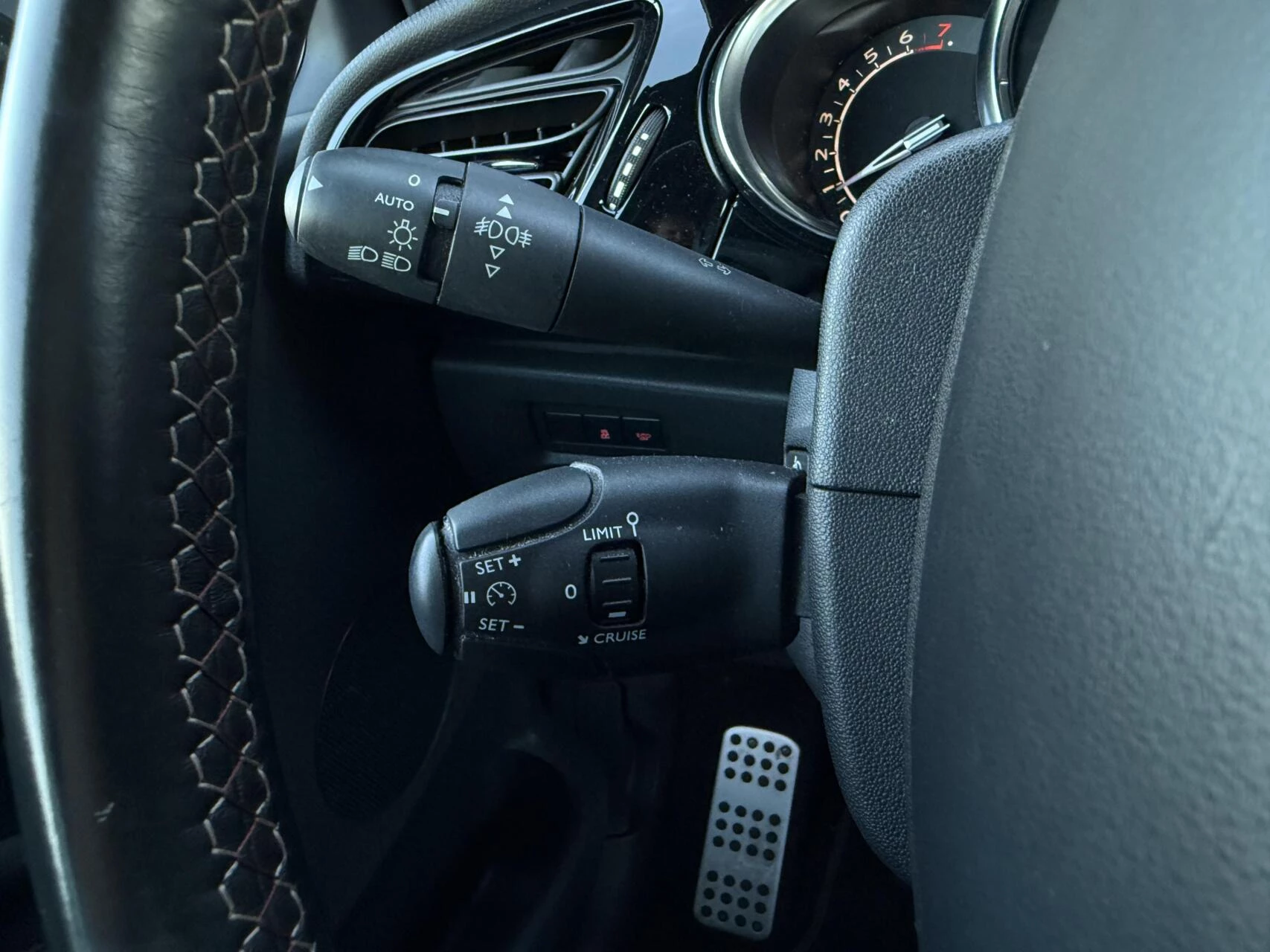 Hoofdafbeelding DS DS 3