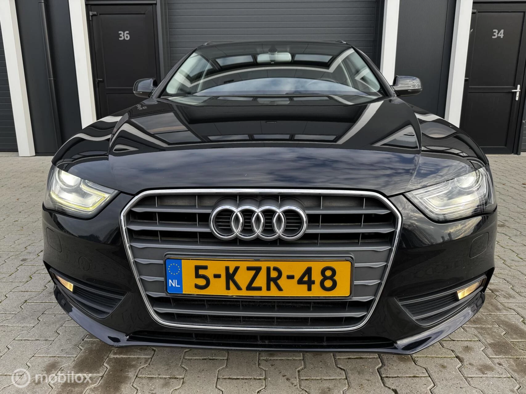 Hoofdafbeelding Audi A4