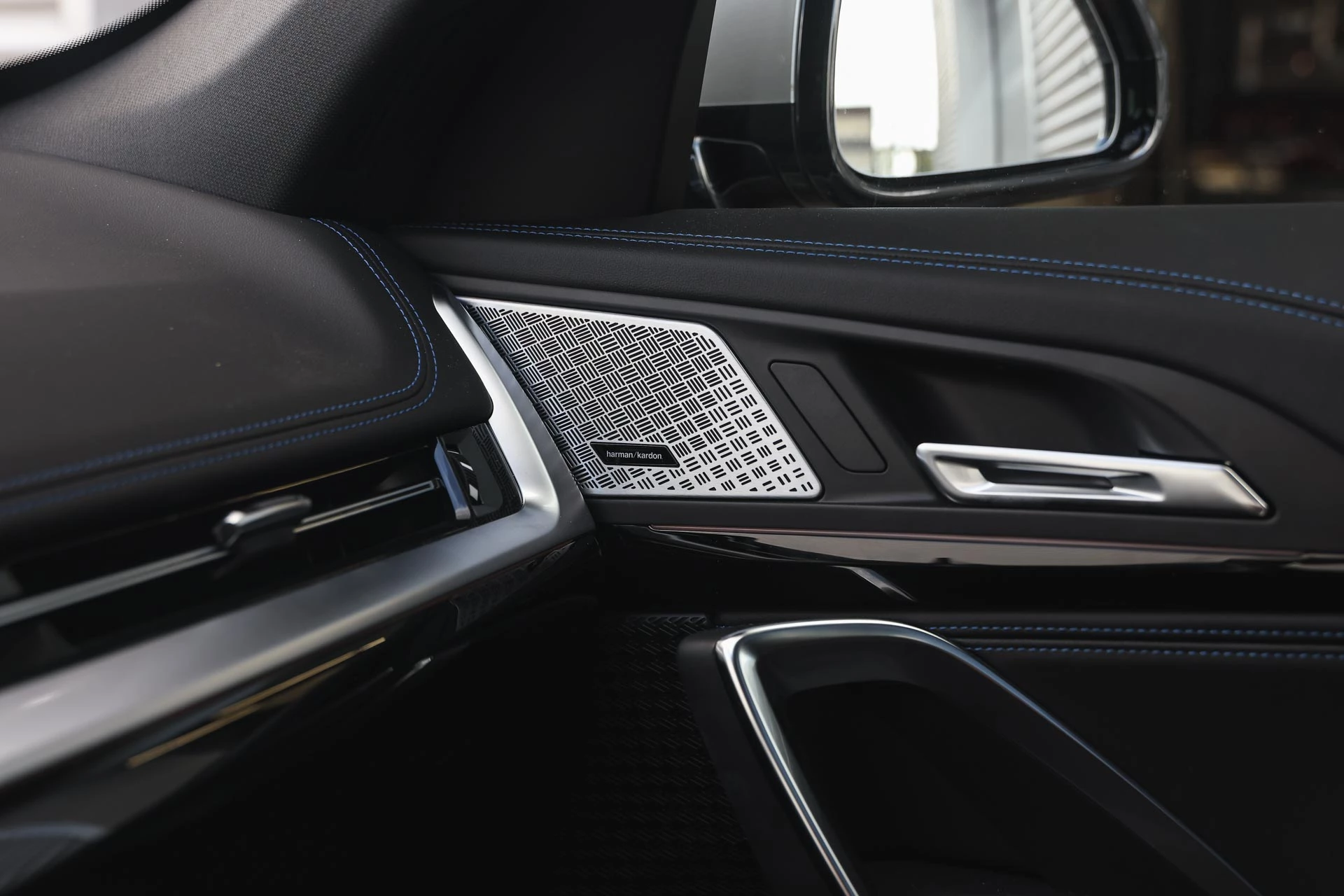 Hoofdafbeelding BMW iX1