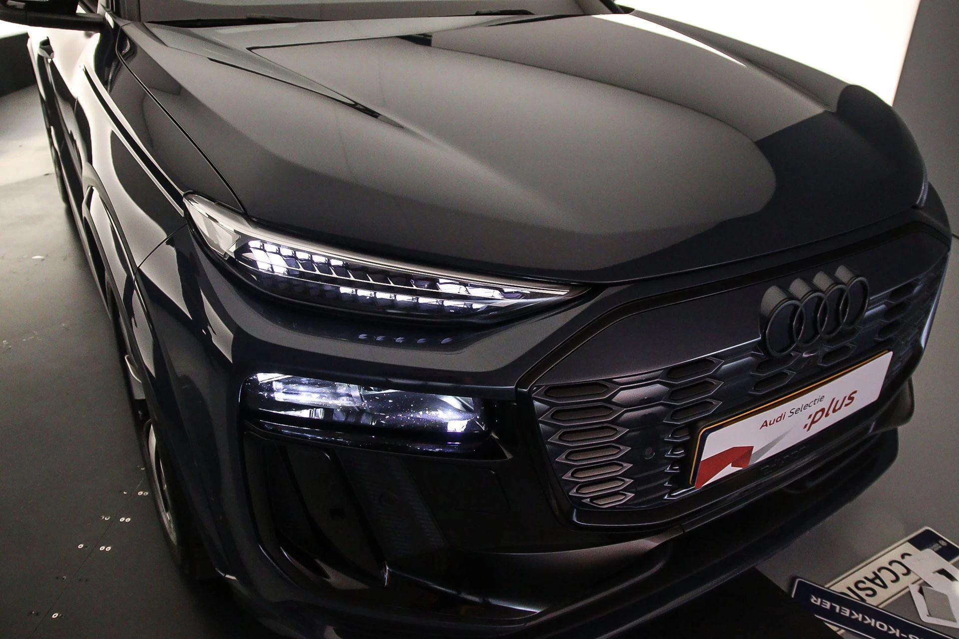 Hoofdafbeelding Audi Q6 e-tron
