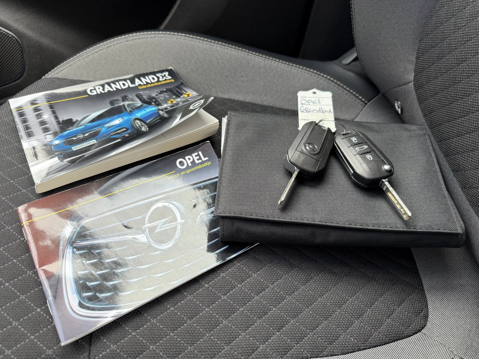 Hoofdafbeelding Opel Grandland X