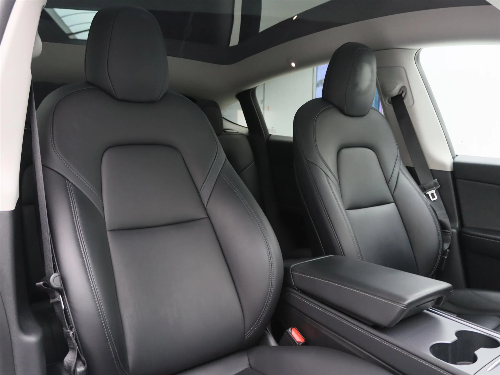 Hoofdafbeelding Tesla Model Y