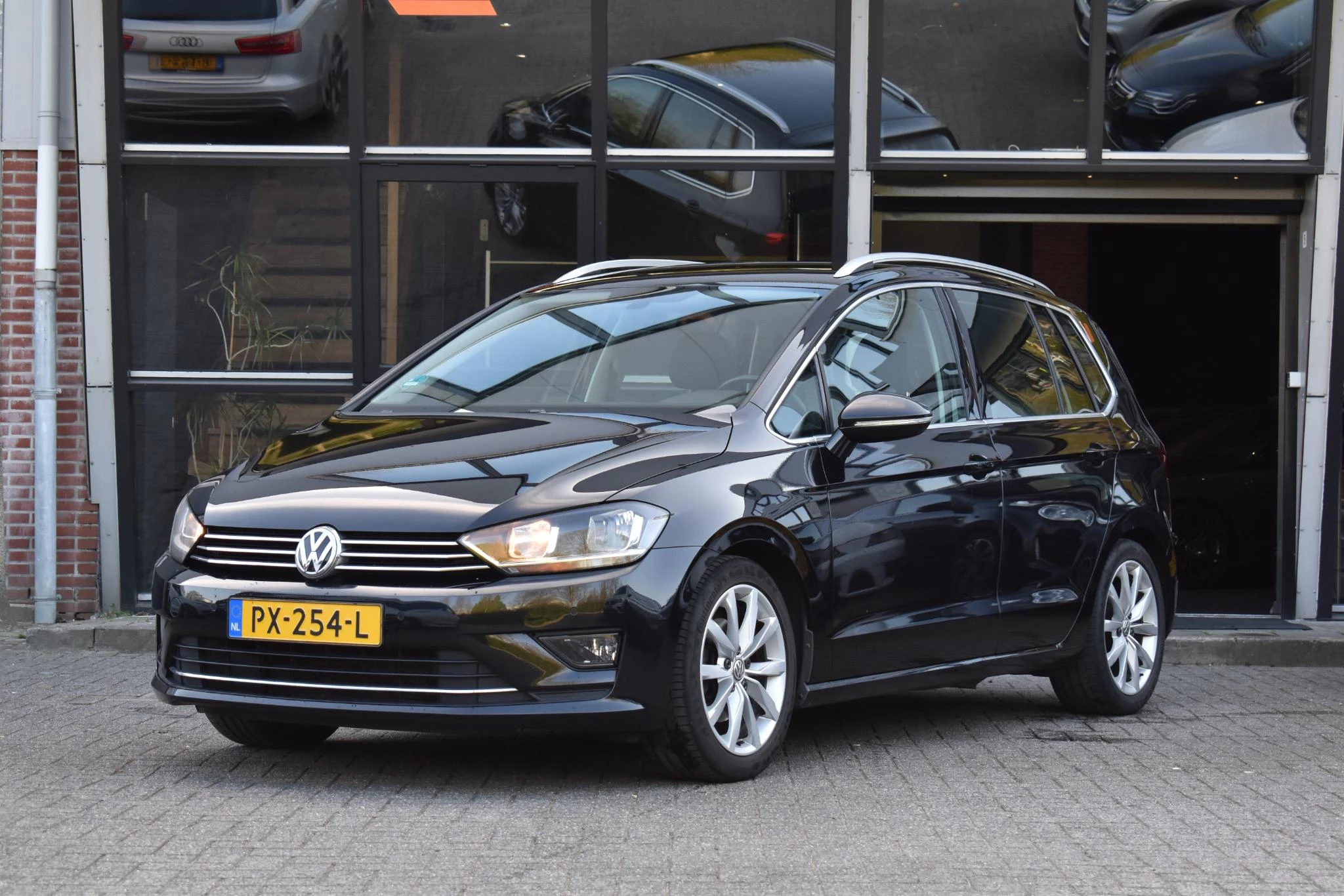 Hoofdafbeelding Volkswagen Golf Sportsvan