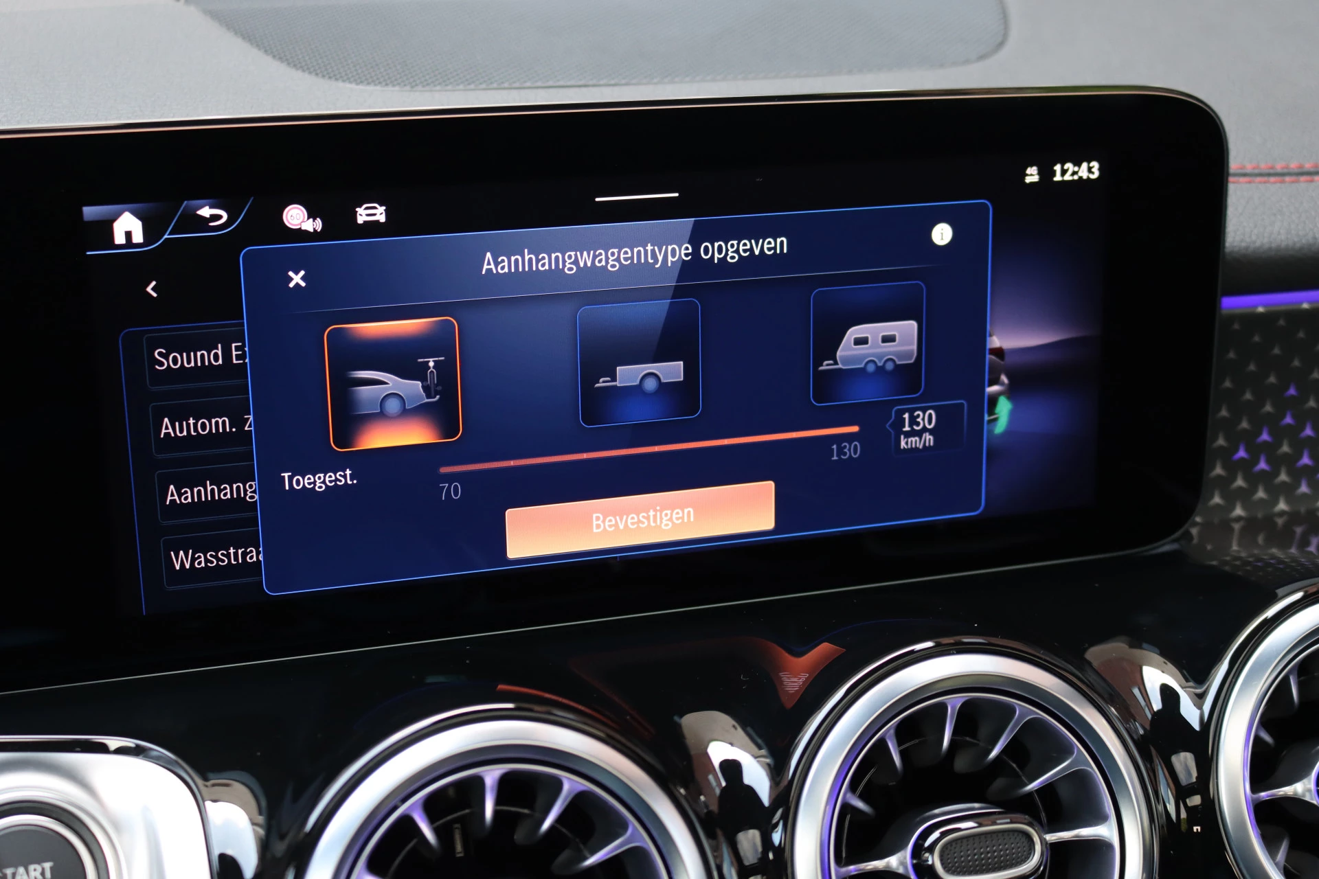 Hoofdafbeelding Mercedes-Benz EQB