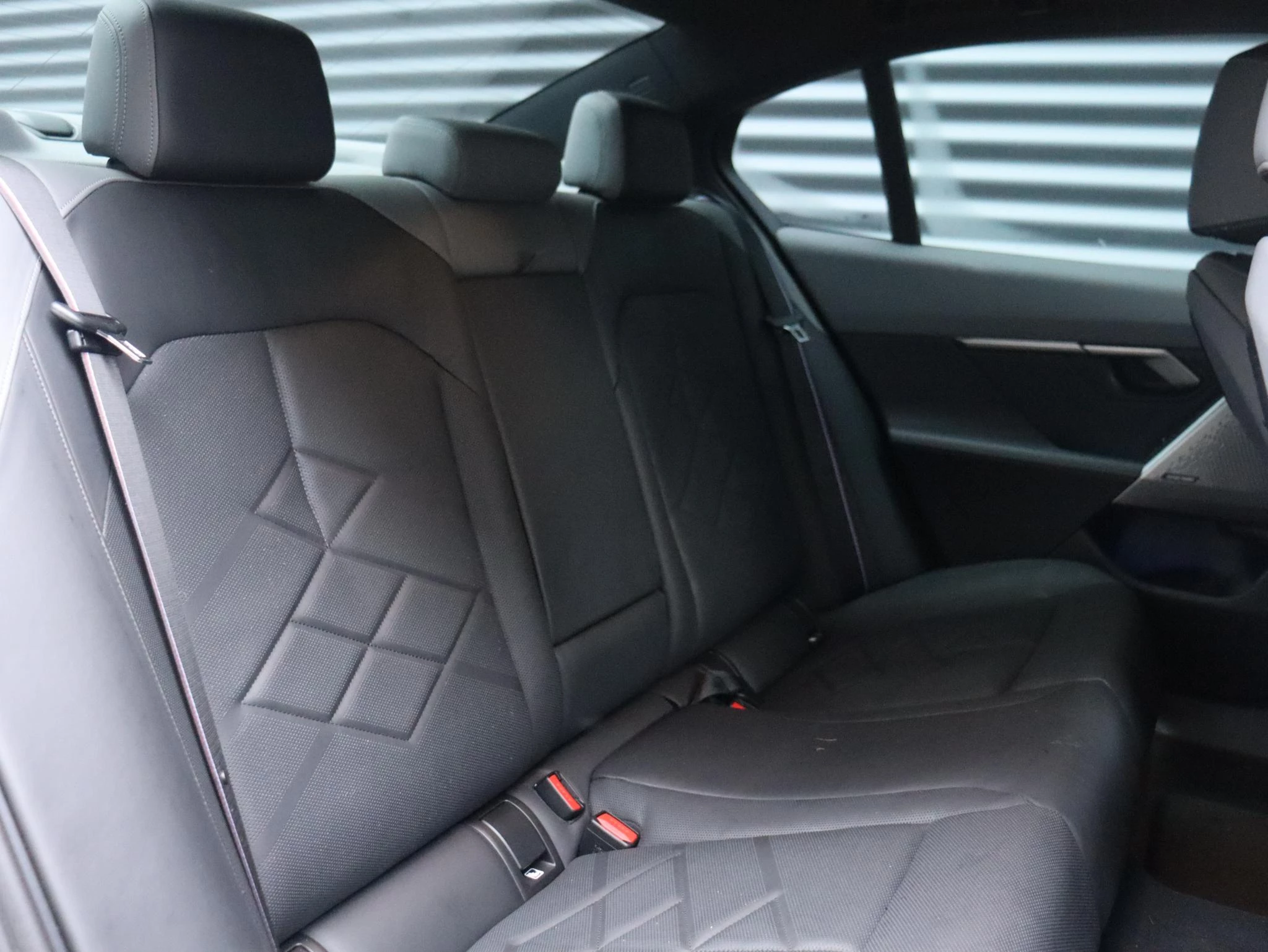 Hoofdafbeelding BMW i5