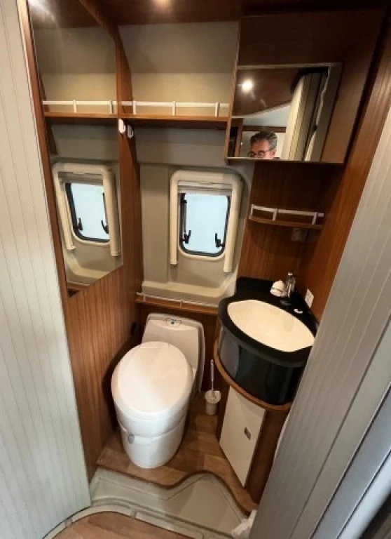 Hoofdafbeelding Pössl Globecar 640 Enkele Bedden Airco