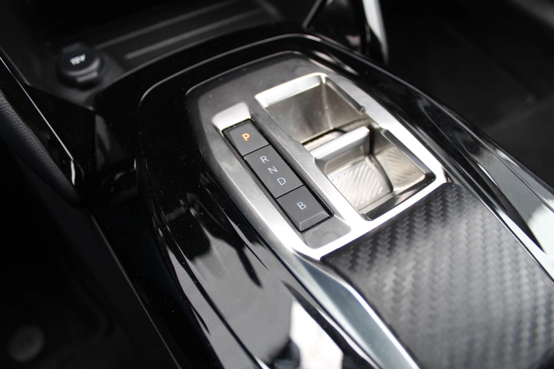 Hoofdafbeelding Peugeot e-208