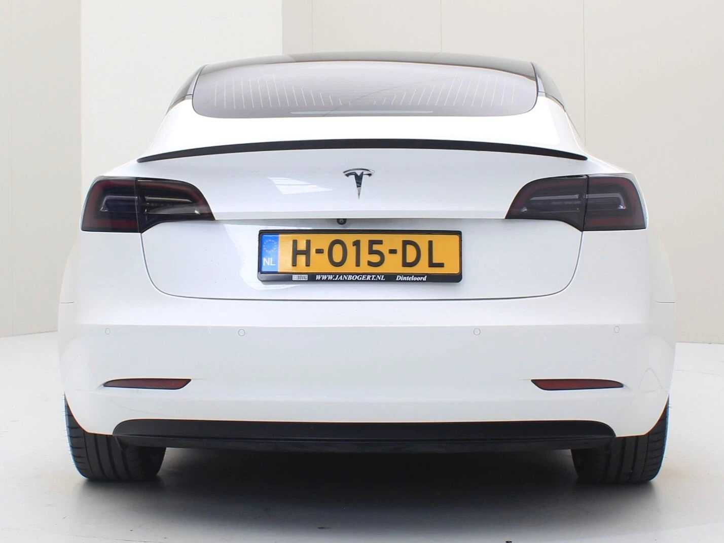 Hoofdafbeelding Tesla Model 3