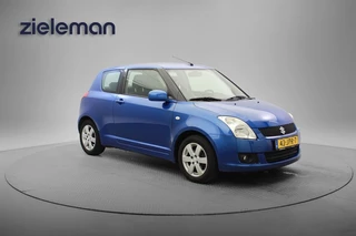 Suzuki Swift 1.3 Exclusive Automaat - Airco, Trekhaak