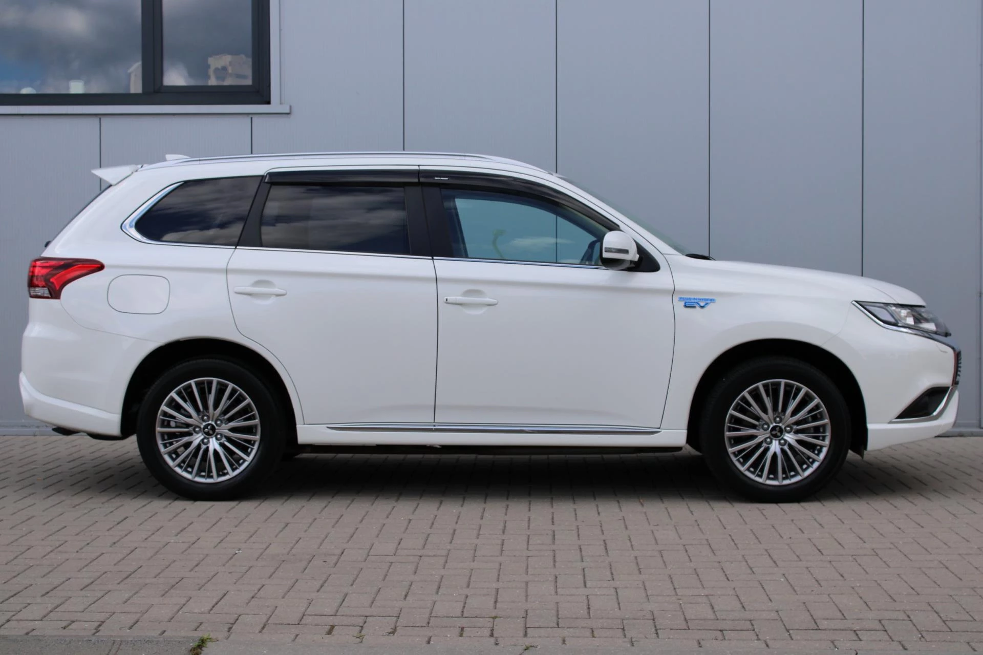 Hoofdafbeelding Mitsubishi Outlander