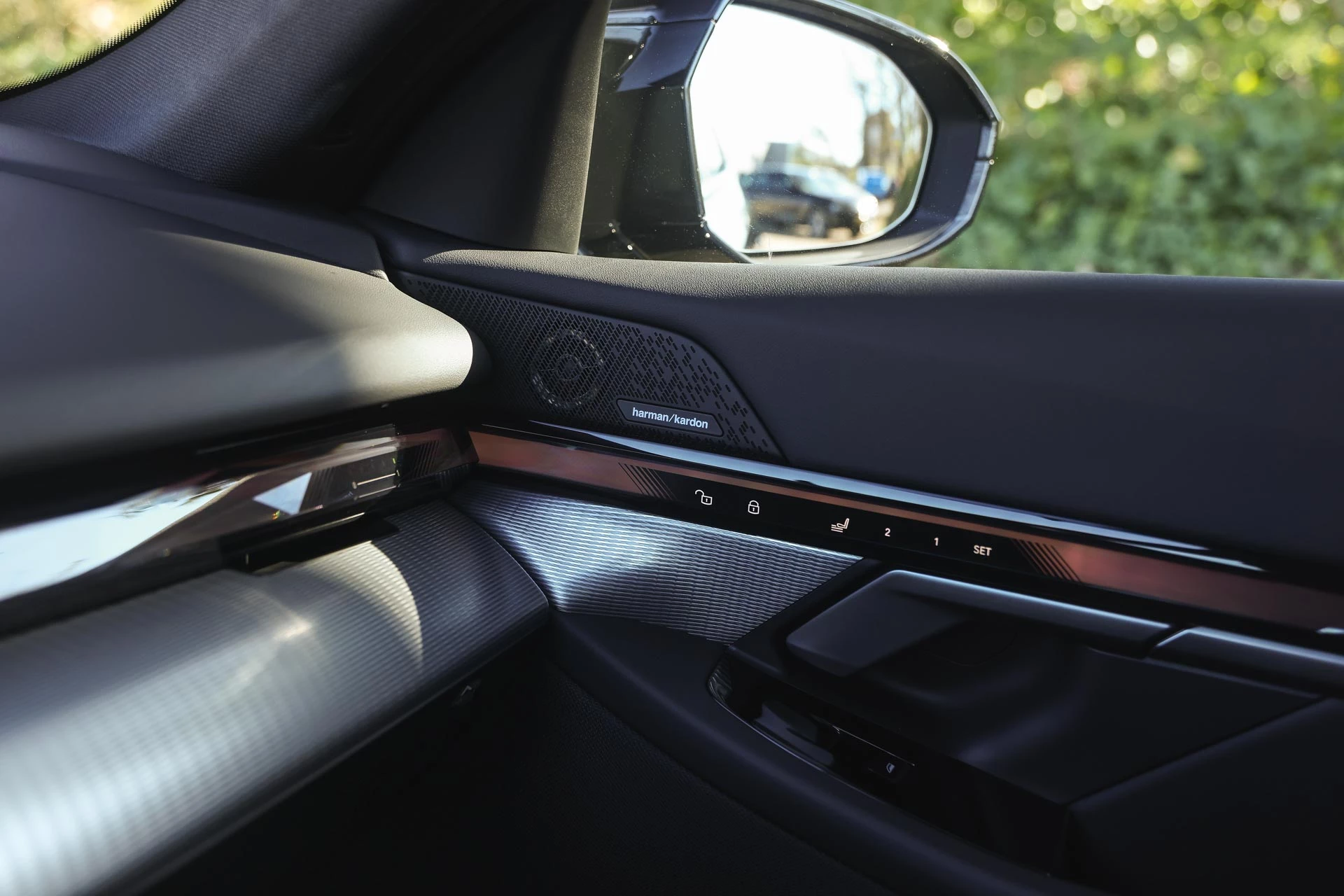 Hoofdafbeelding BMW i5