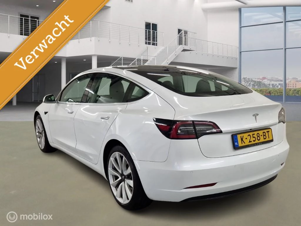 Hoofdafbeelding Tesla Model 3