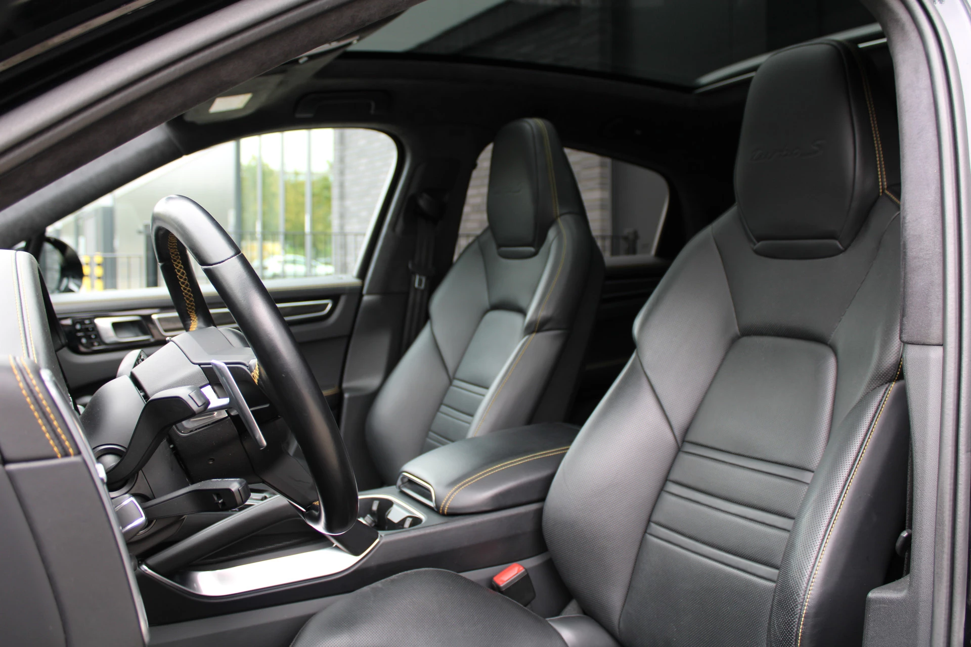 Hoofdafbeelding Porsche Cayenne