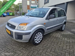 Hoofdafbeelding Ford Fusion Ford Fusion 1.4-16V Style Airco/Rijdt als een nieuwe!