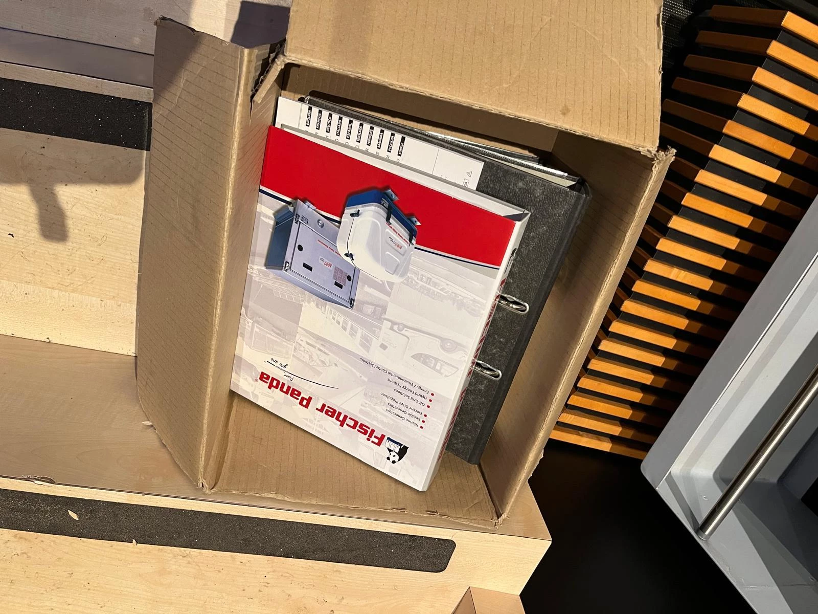 Hoofdafbeelding Nefra OPLZ 220D