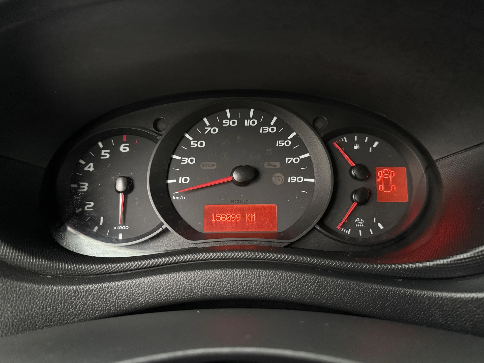 Hoofdafbeelding Nissan NV400