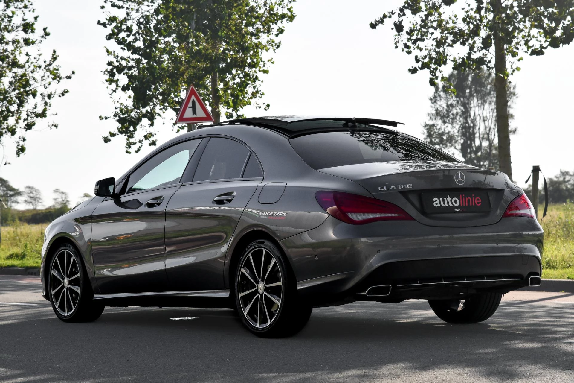 Hoofdafbeelding Mercedes-Benz CLA